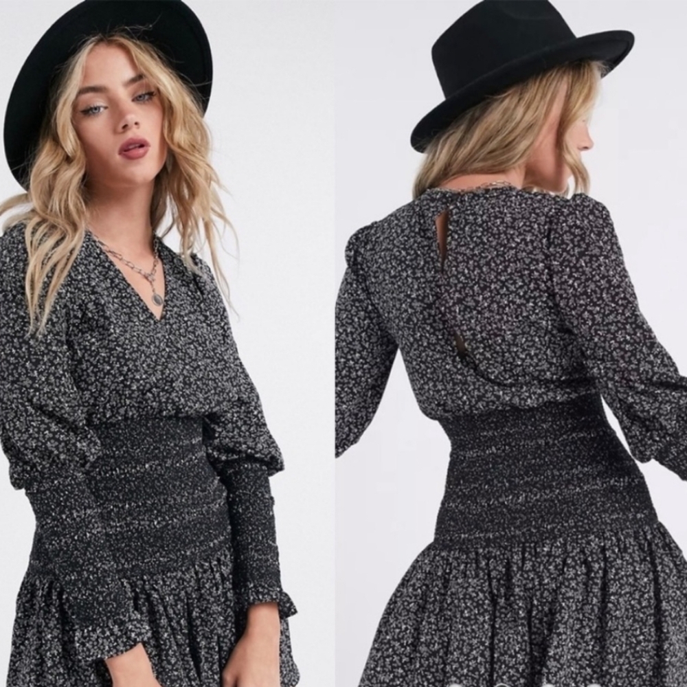 Topshop Shirred Waist Ditsy‎ Floral Mini Dress In Monochrome Black Size 2
